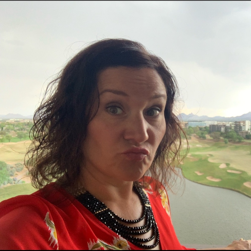 Meet your Posher, Kelly